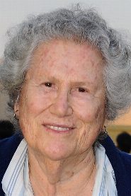 Elsa Raven biography, age and filmography