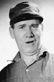 Tom Dugan biography, age and filmography