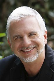Ken Ralston biography, age and filmography