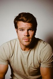 Cyrus Hobbi biography, age and filmography