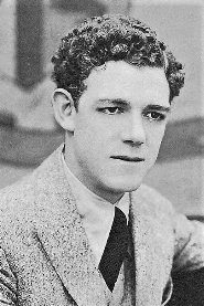 Albert Austin biography, age and filmography