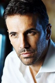 J.R. Cacia biography, age and filmography