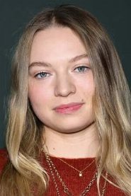 Mia Threapleton