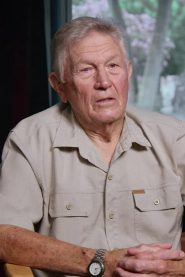 Gary Combs biography, age and filmography