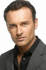 Julian McMahon biography, age and filmography