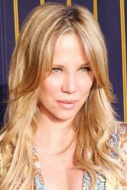 Kari Whitman biography, age and filmography
