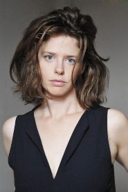 Maaike Neuville