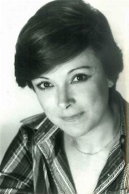 Lola Cardona