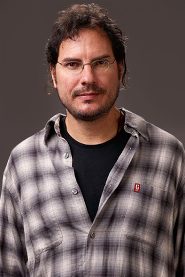 Carlos Cuarón biography, age and filmography
