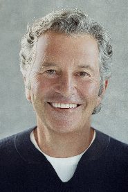 Robert Shaye biography, age and filmography