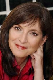 Julie Hewett biography, age and filmography