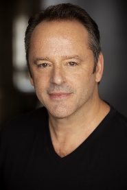 Gil Bellows
