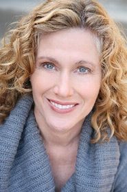 Gwynyth Walsh biography, age and filmography