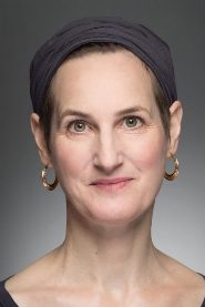 Sandy McDade
