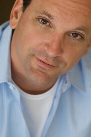 Robert Bella