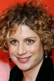 Sara Bernstein biography, age and filmography