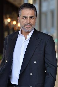 Houshang Touzie biography, age and filmography