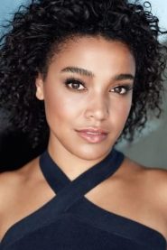 Lucy Barrett biography, age and filmography