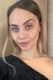 Olívia Csúcs biography, age and filmography