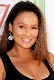Tia Carrere