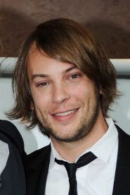 Angus Sutherland biography, age and filmography