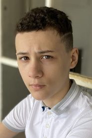 Elyes Aguis