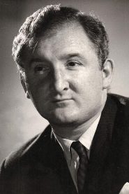 Ronald Fraser biography, age and filmography