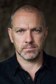 Bob Cryer biography, age and filmography