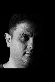 Ehsan Vaseghi biography, age and filmography