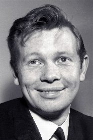 Ronald Lacey biography, age and filmography