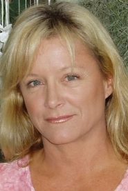 Annie Ellis biography, age and filmography