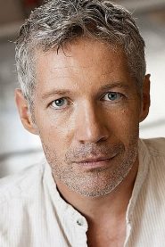 Jonathan Thomson biography, age and filmography