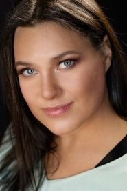 Lena Avgust biography, age and filmography