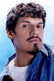 Omar Apollo biography, age and filmography