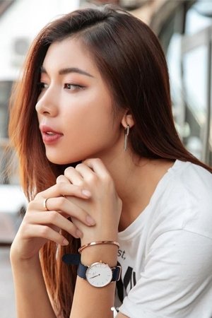 Dong Anh Quynh portrait