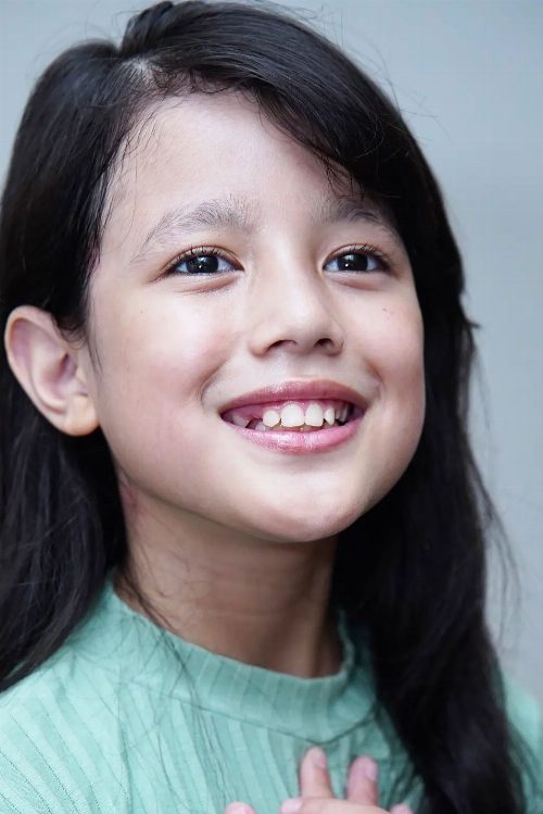 Azkya Mahira portrait