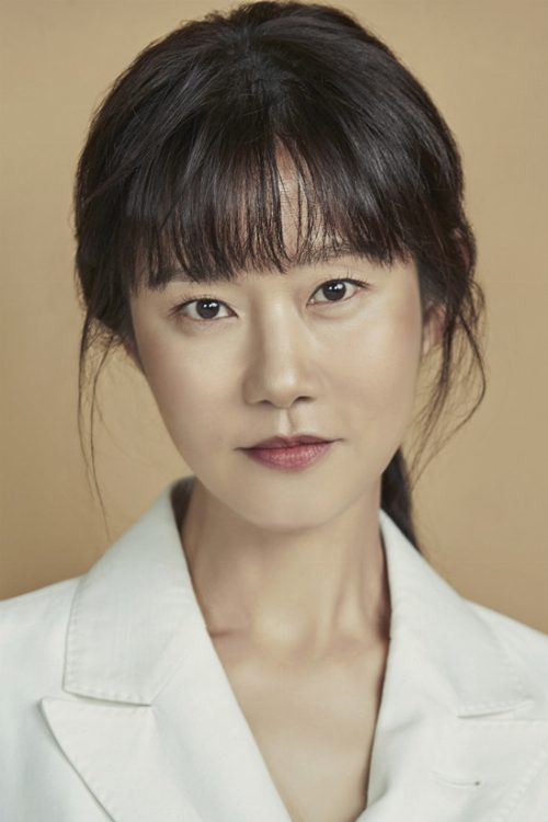 Heo Ji-na portrait