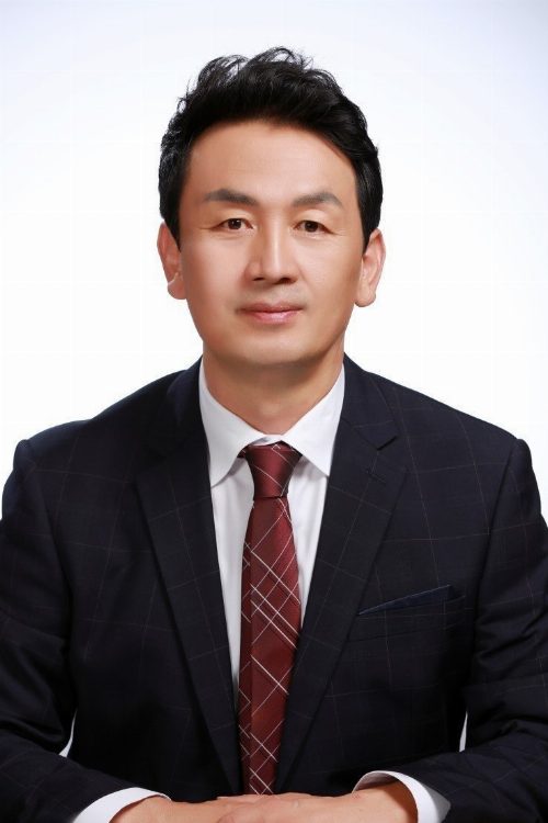 Cha Kwang-soo portrait
